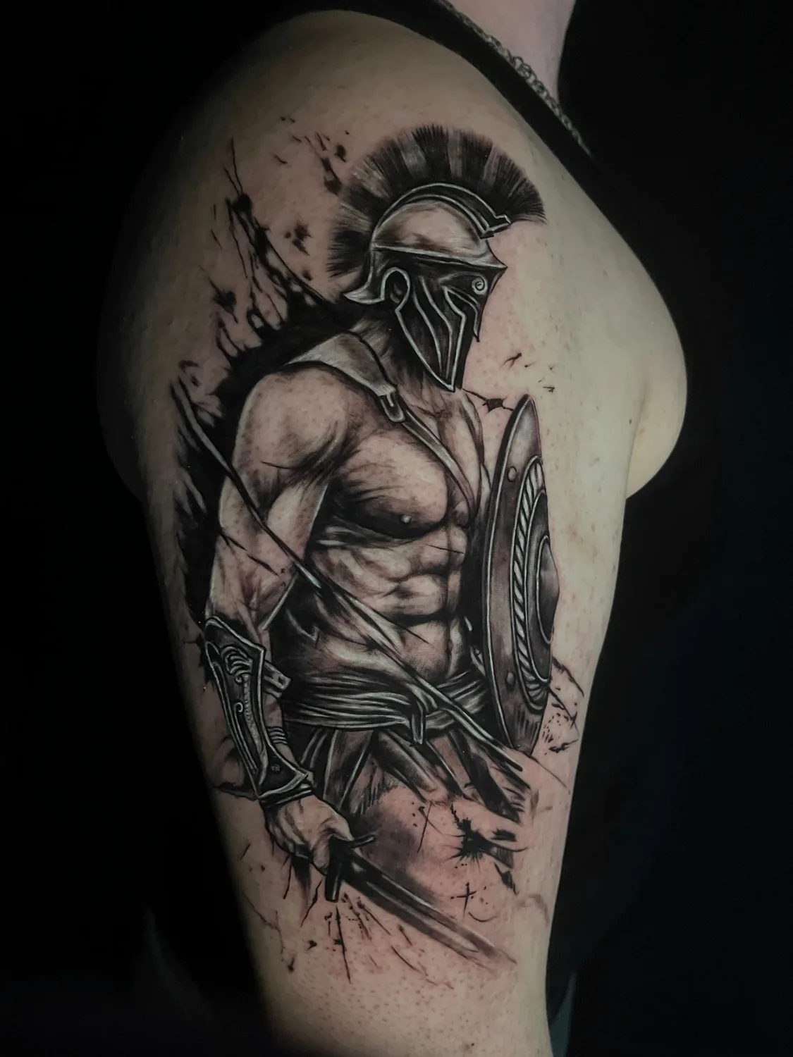 Tatuaż wojownik na ramieniu - Zajawa Tattoo Żary