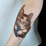 Tatuaż realistyczny na przedramieniu
